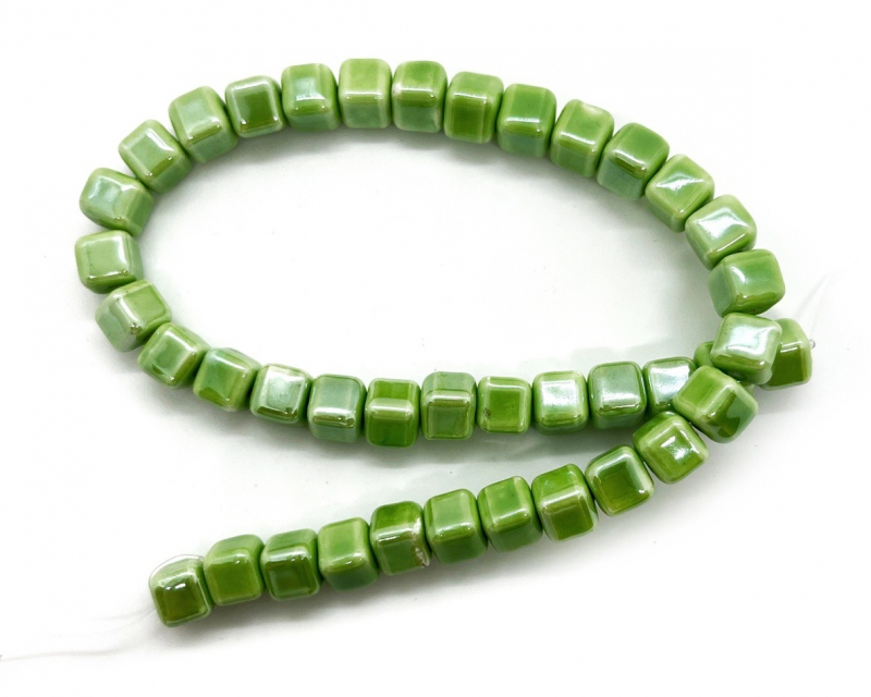 Бусины керамические цвет зеленый размер 8,5мм