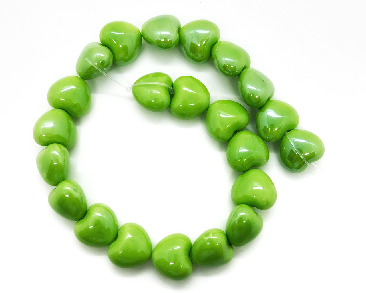 Бусины керамические сердечки цвет зеленый размер 15,5*12*11мм
